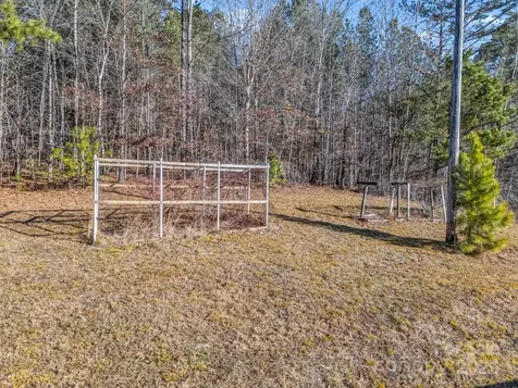 526 River Road Rutherfordton NC 28139