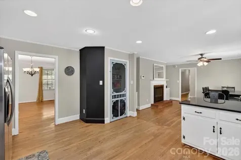962 Sherwood Circle Lancaster SC 29720