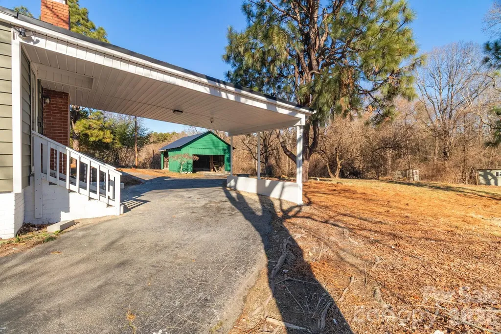 156 Payne Road Thomasville NC 27360