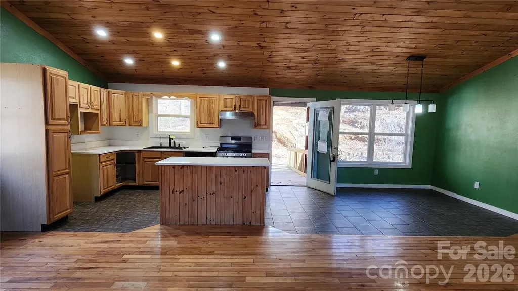 115 Old Camptown Drive Hayesville NC 28904
