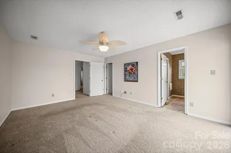 529 Catspaw Road Statesville NC 28677