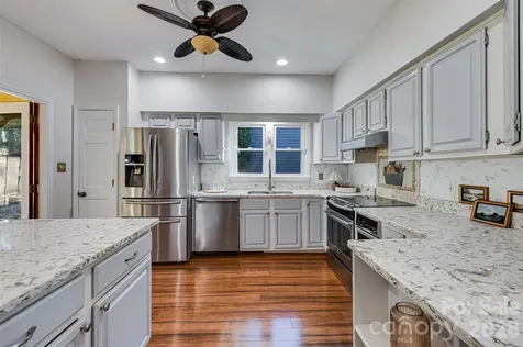 20 Quayside Court Lake Wylie SC 29710