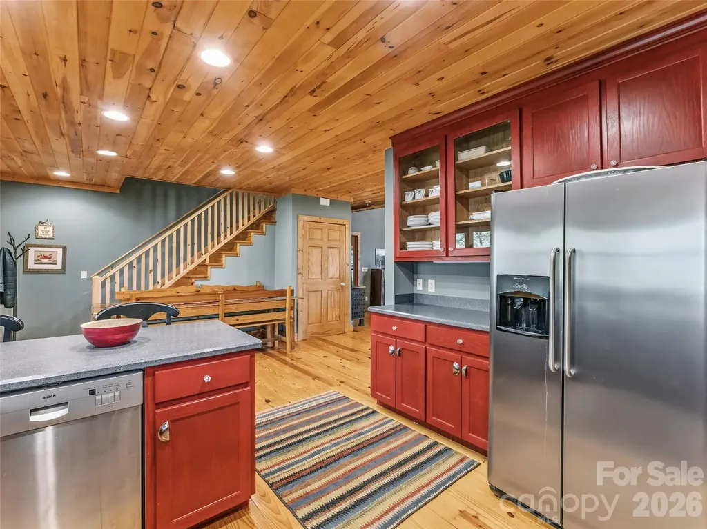 167 Mountain Vista Drive Saluda NC 28773
