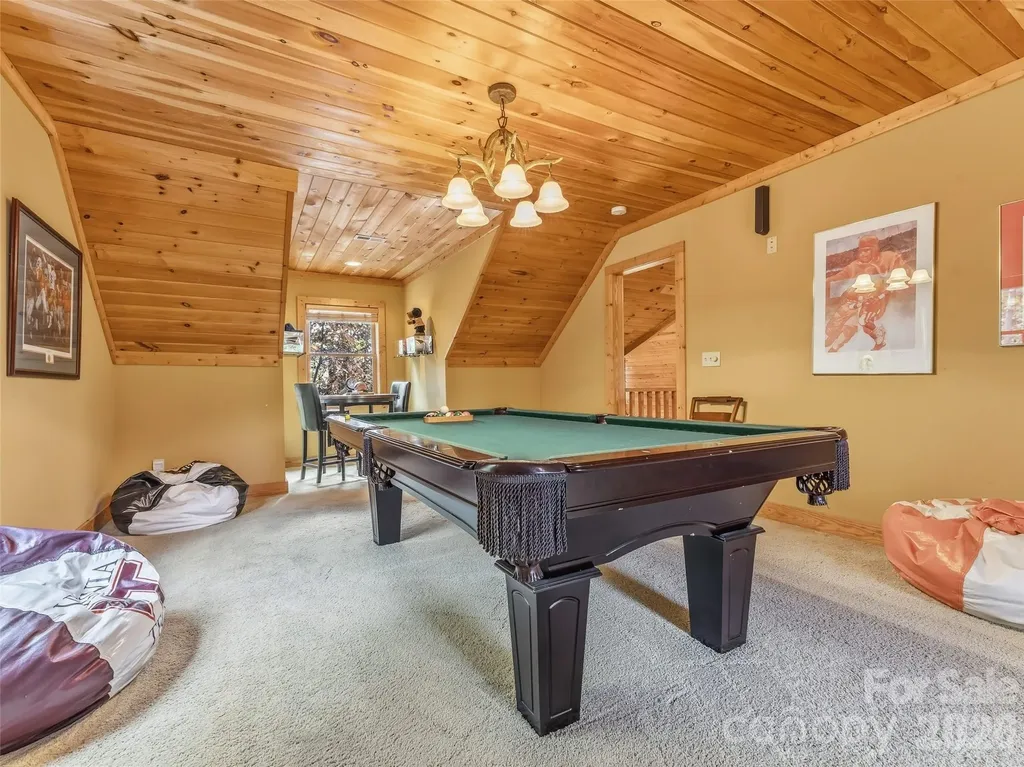 167 Mountain Vista Drive Saluda NC 28773