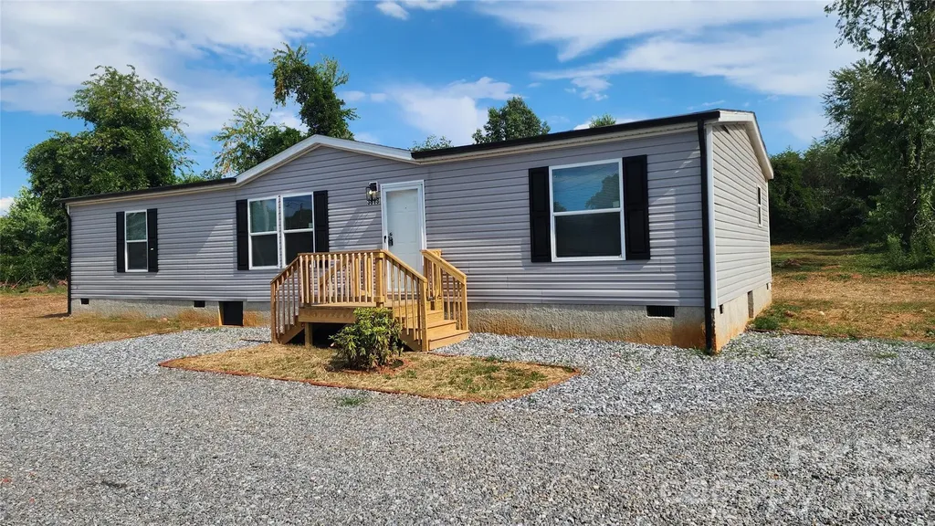 3613 Jamestown Road Morganton NC 28655