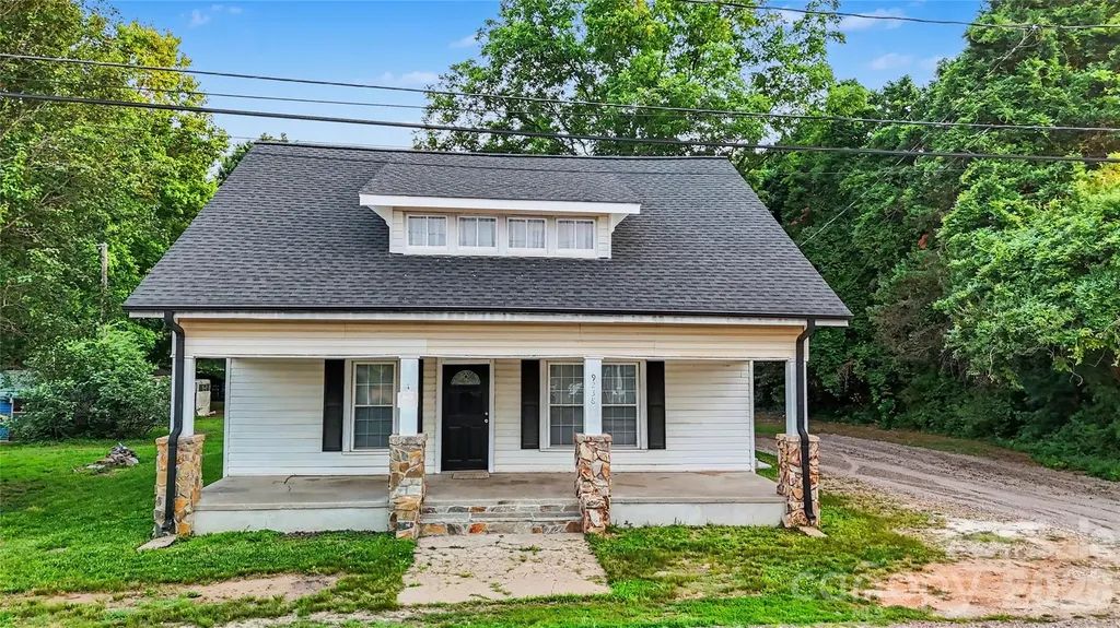 9238 Nc Hwy 90 Highway E Stony Point NC 28678
