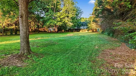 9238 Nc Hwy 90 Highway E Stony Point NC 28678