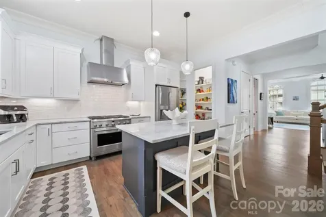 2828 Hillside Springs Drive Charlotte NC 28209