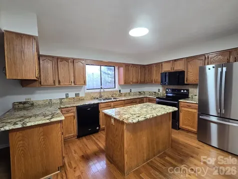 120 Breckenridge Court Hendersonville NC 28739