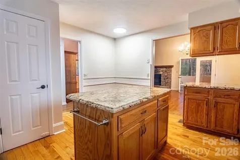 120 Breckenridge Court Hendersonville NC 28739