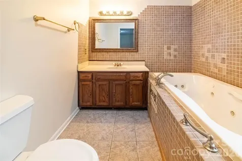 120 Breckenridge Court Hendersonville NC 28739