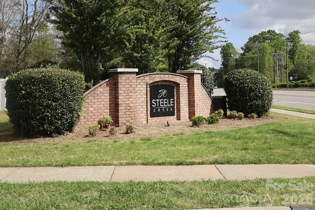 10910 Elm Bend Drive Charlotte NC 28273