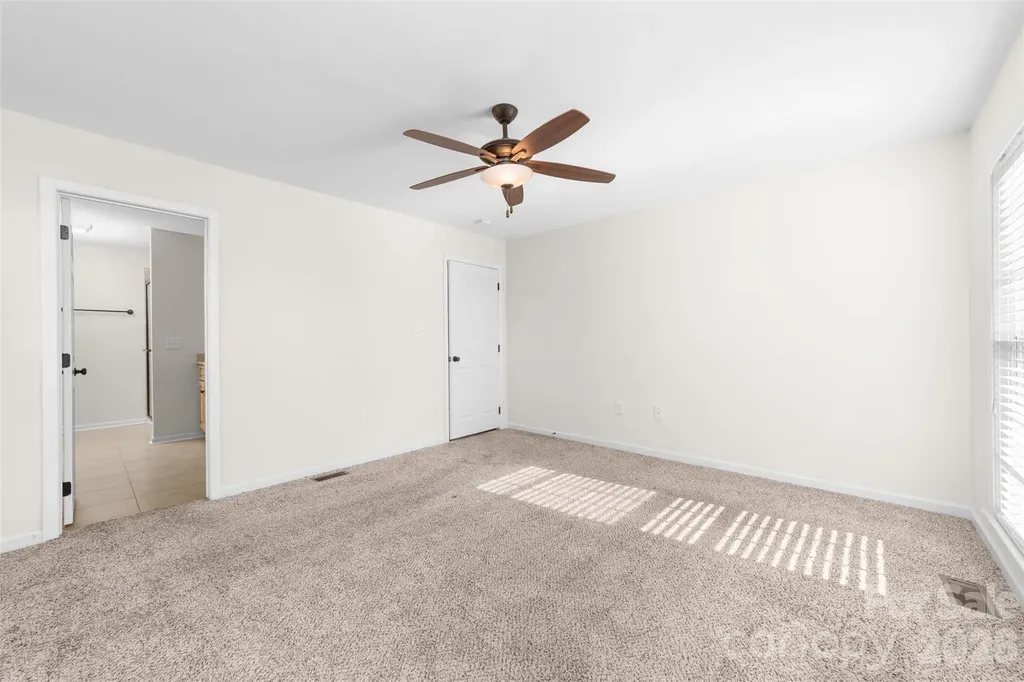 884 Clear Creek Circle Lincolnton NC 28092