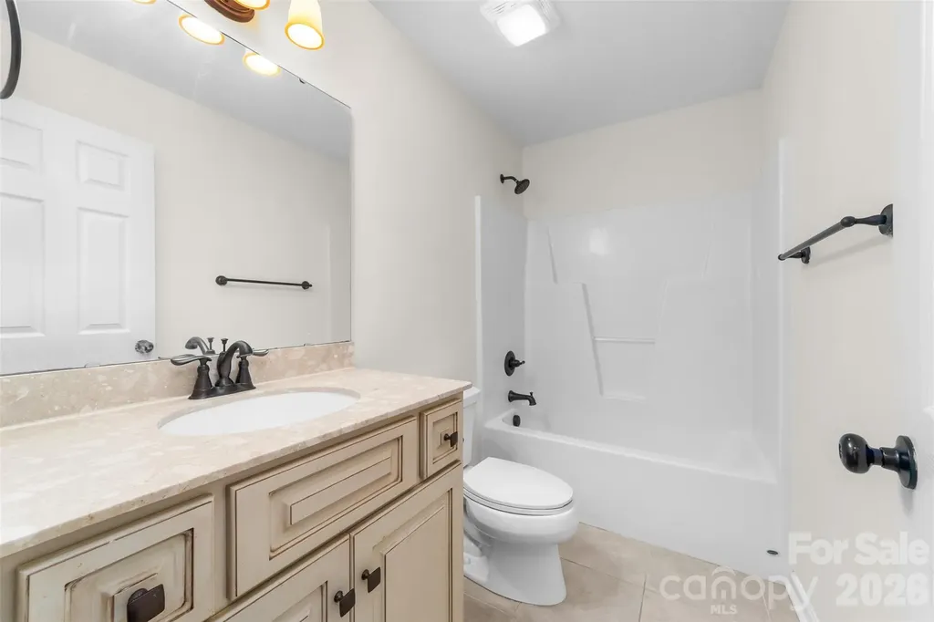 884 Clear Creek Circle Lincolnton NC 28092
