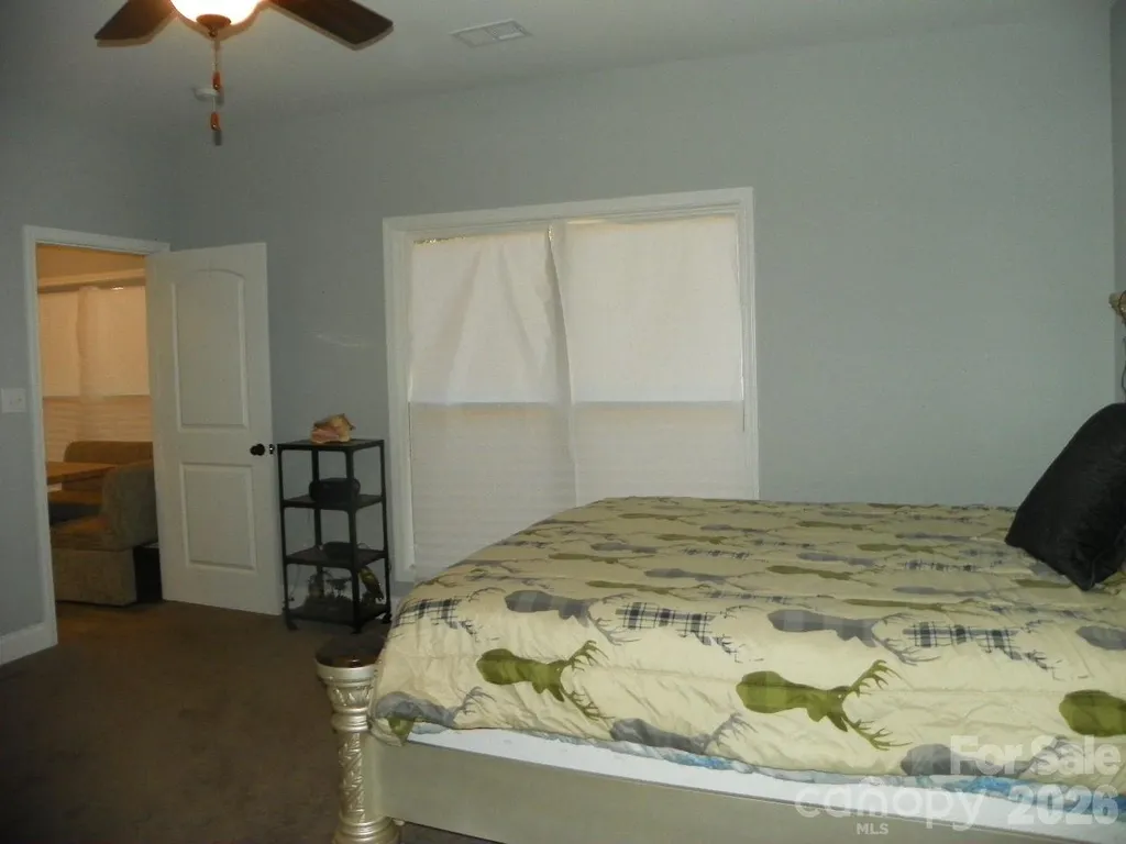 128 Summer Lake Drive New London NC 28127