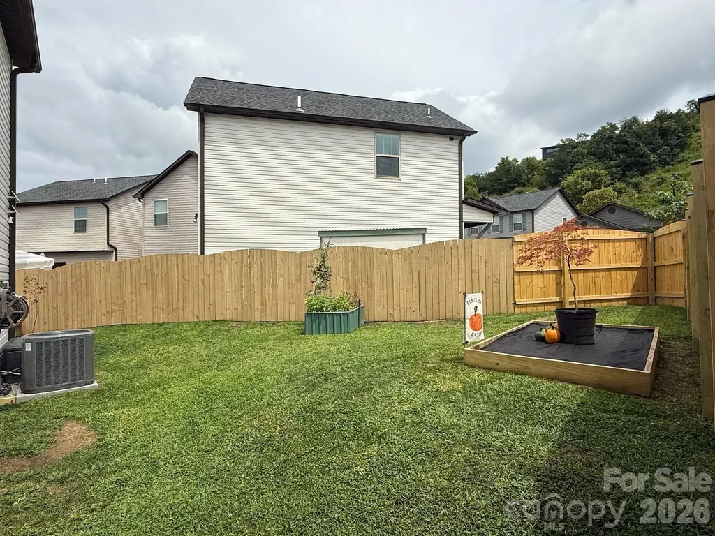 526 Cardwell Lane Fletcher NC 28732