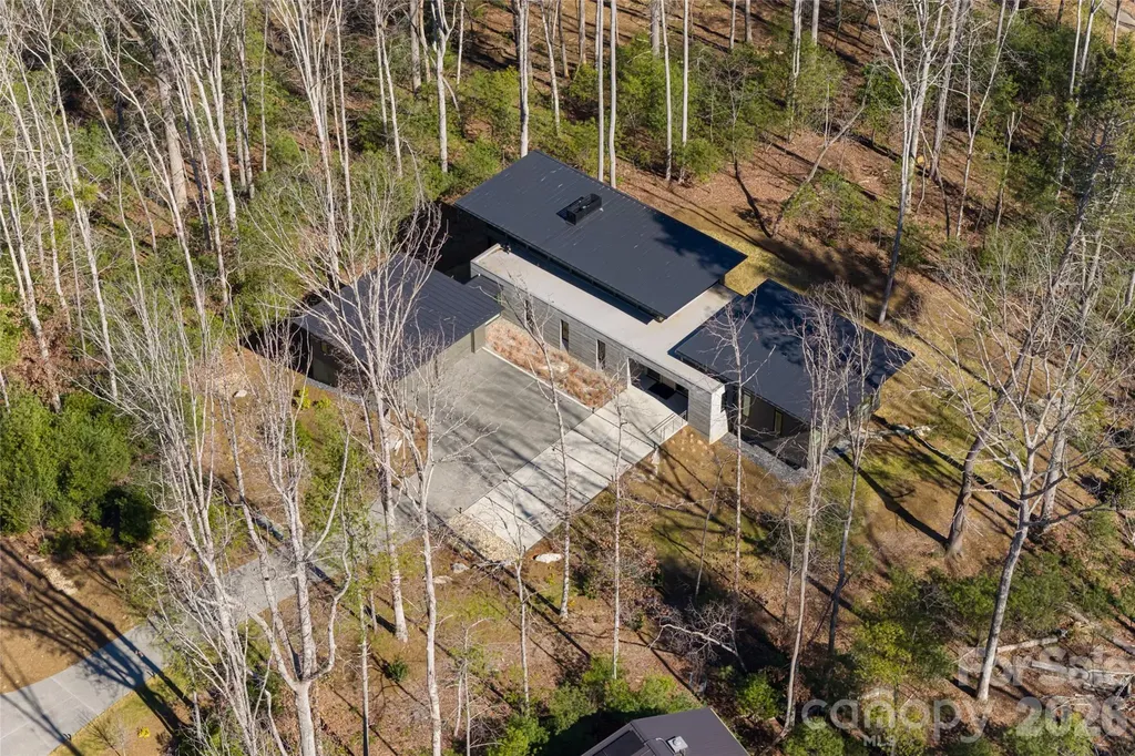 221 Fern Grove Court Asheville NC 28803