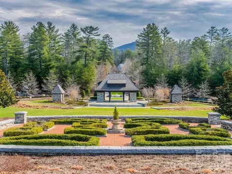 221 Fern Grove Court Asheville NC 28803
