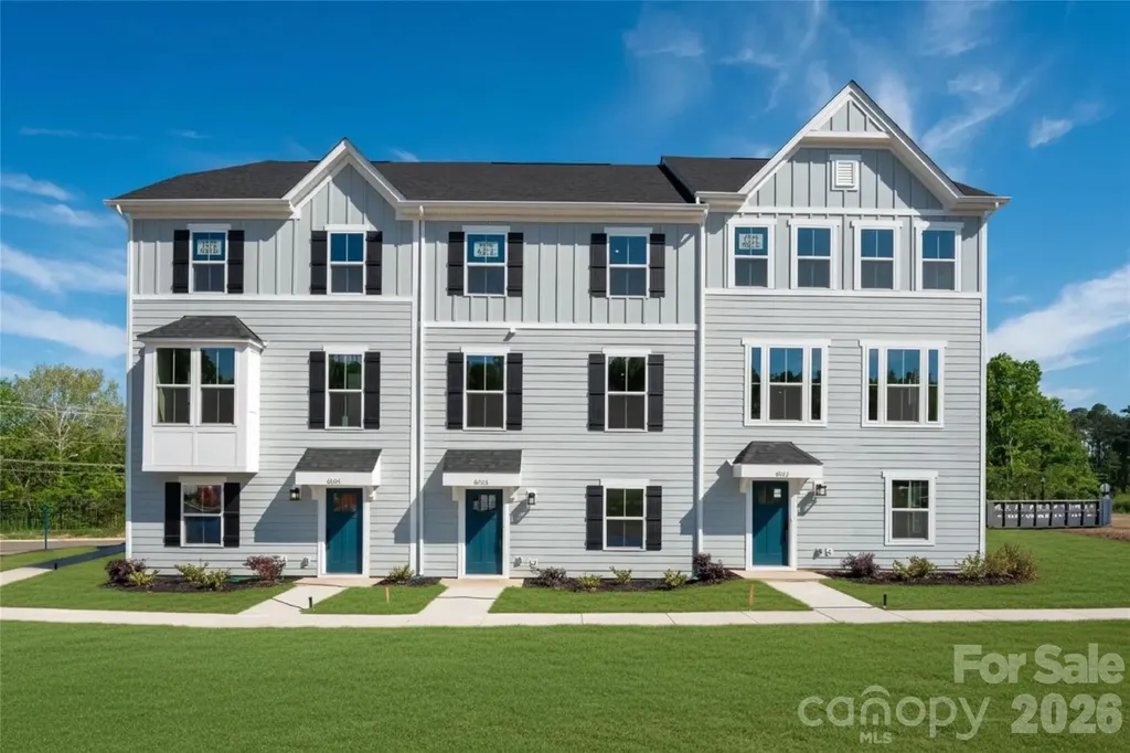 6004 Blue Ridge Oak Road Charlotte NC 28278