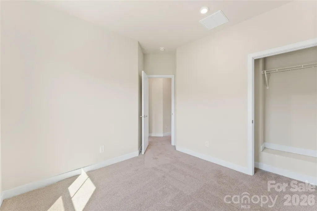 6004 Blue Ridge Oak Road Charlotte NC 28278