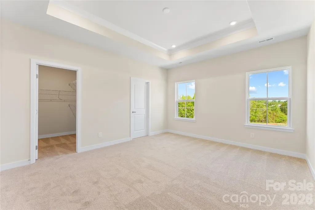 6004 Blue Ridge Oak Road Charlotte NC 28278