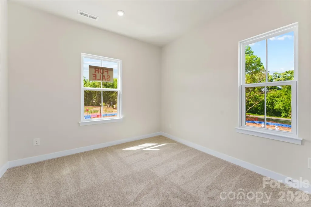 6004 Blue Ridge Oak Road Charlotte NC 28278
