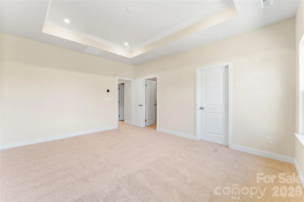 6004 Blue Ridge Oak Road Charlotte NC 28278