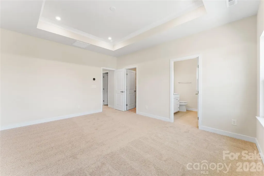 6004 Blue Ridge Oak Road Charlotte NC 28278