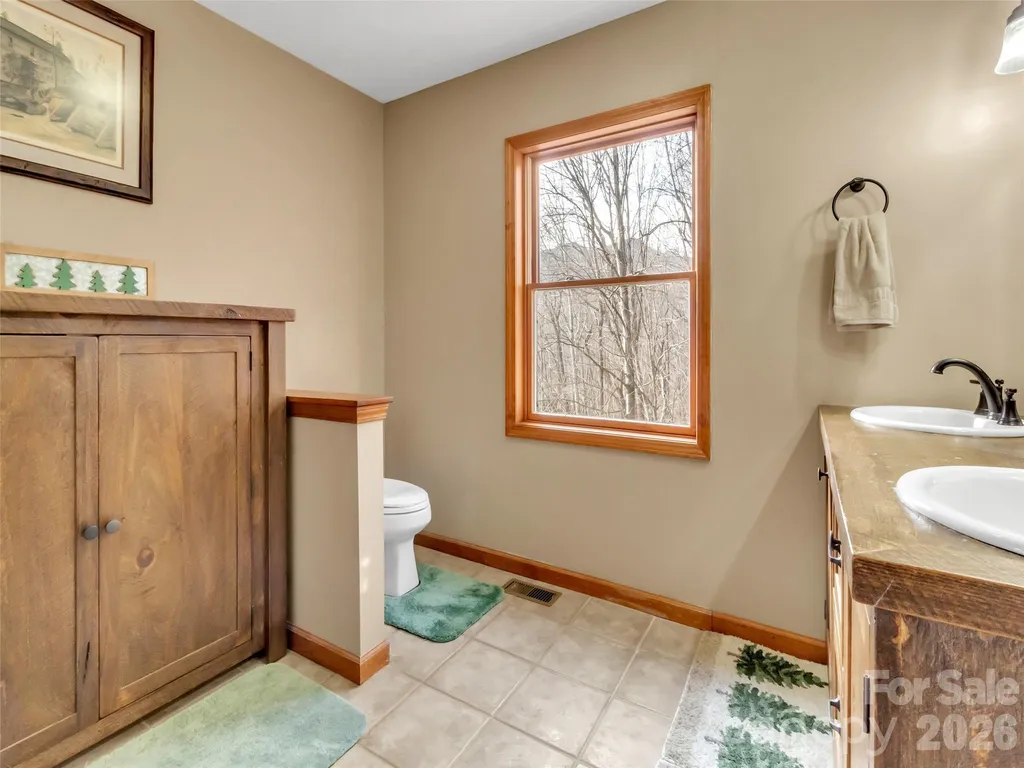 371 Falcon Ridge Drive Waynesville NC 28786