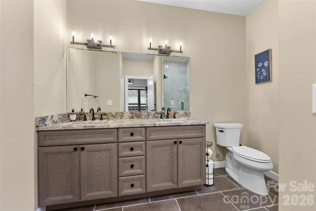 47 Winghaven Heights Waynesville NC 28786