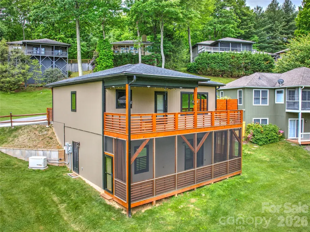 47 Winghaven Heights Waynesville NC 28786
