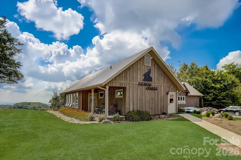 210 Spring Valley Drive Mars Hill NC 28754