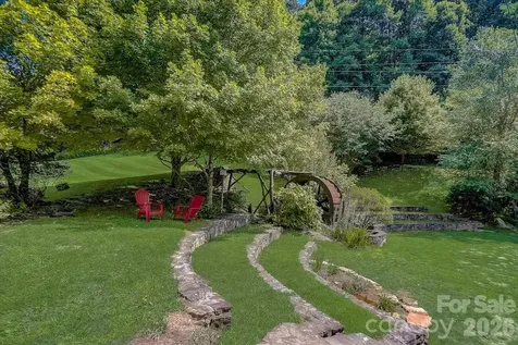 210 Spring Valley Drive Mars Hill NC 28754