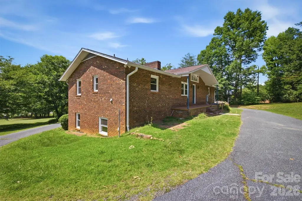 2671 Shady Grove Road Connelly Springs NC 28612