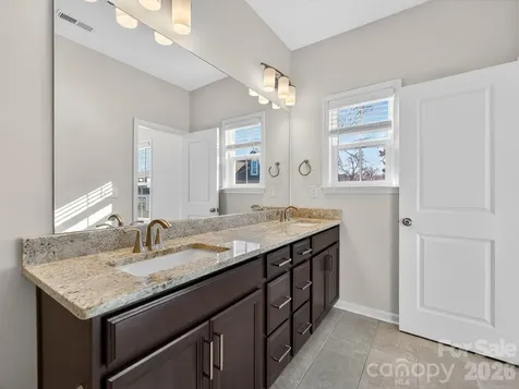 332 Hastings Run Drive Charlotte NC 28211