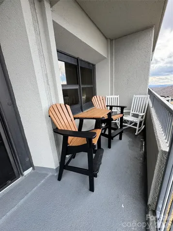 303 Sugar Top Drive Sugar Mountain NC 28604