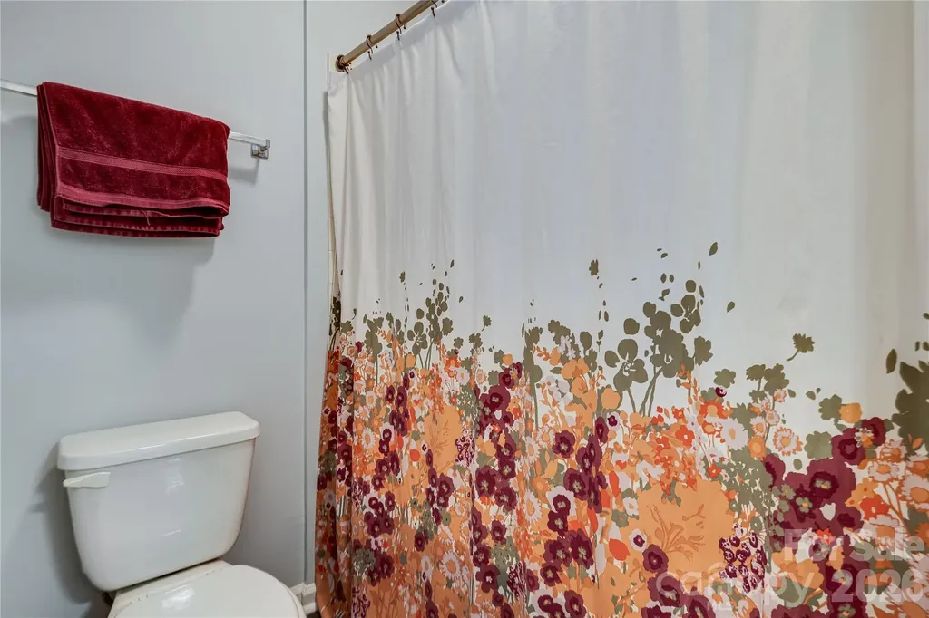 5925 Prescott Court Charlotte NC 28269