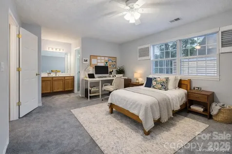 5925 Prescott Court Charlotte NC 28269