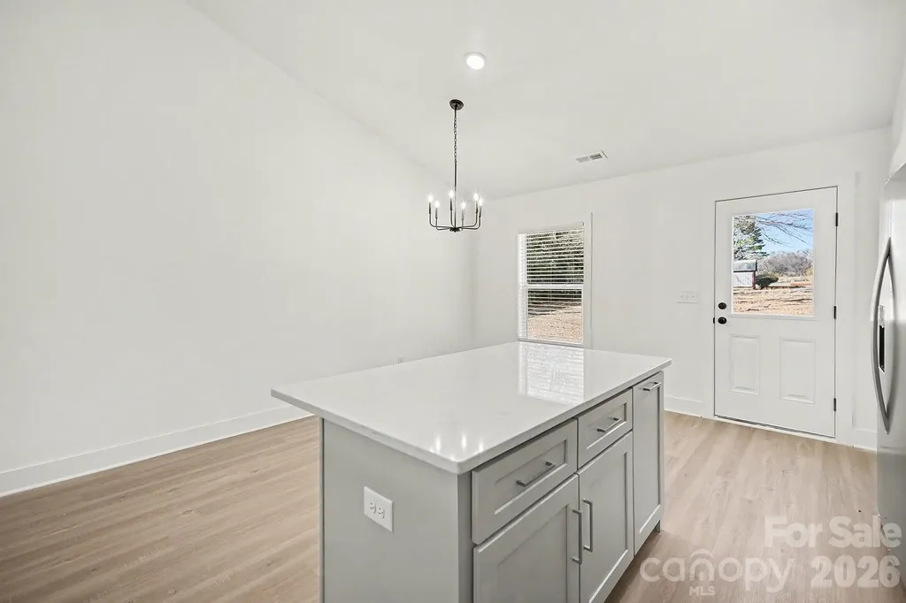 2025 Picnic Drive Newton NC 28658