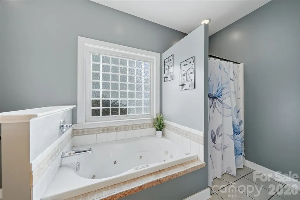 2555 Knox Landing Road Connelly Springs NC 28612