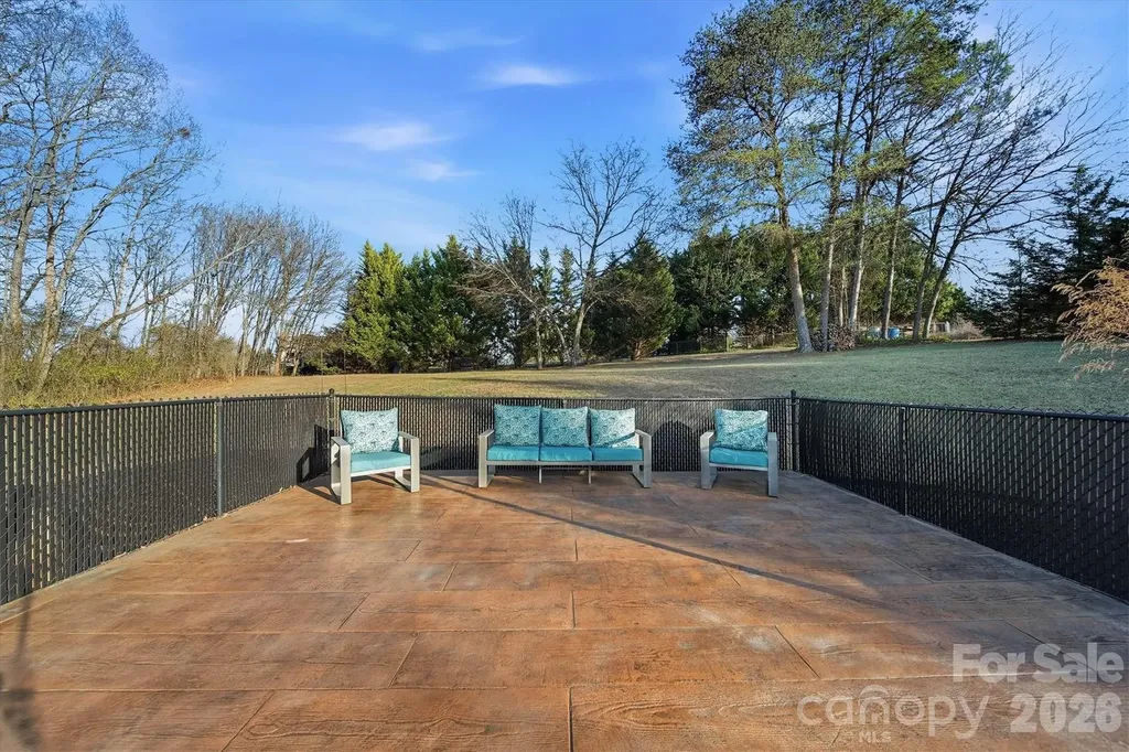 2555 Knox Landing Road Connelly Springs NC 28612