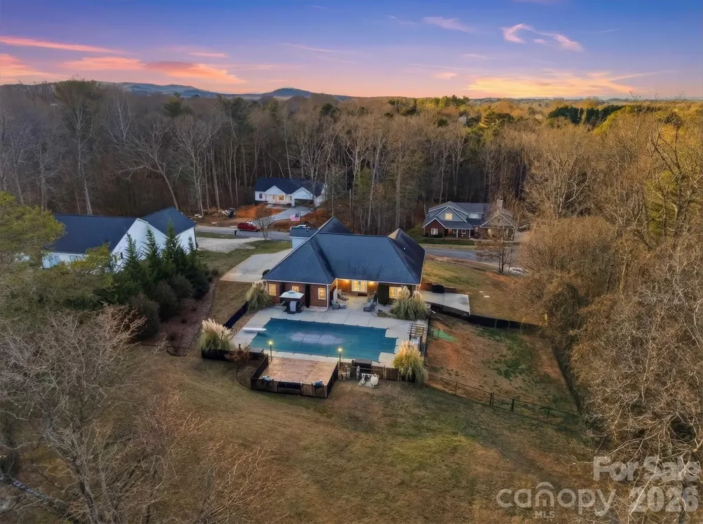 2555 Knox Landing Road Connelly Springs NC 28612