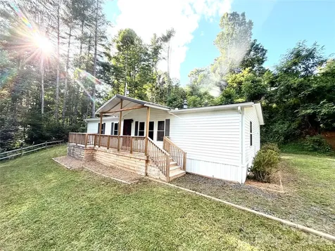 1050 Wyatt Town Road Burnsville NC 28714