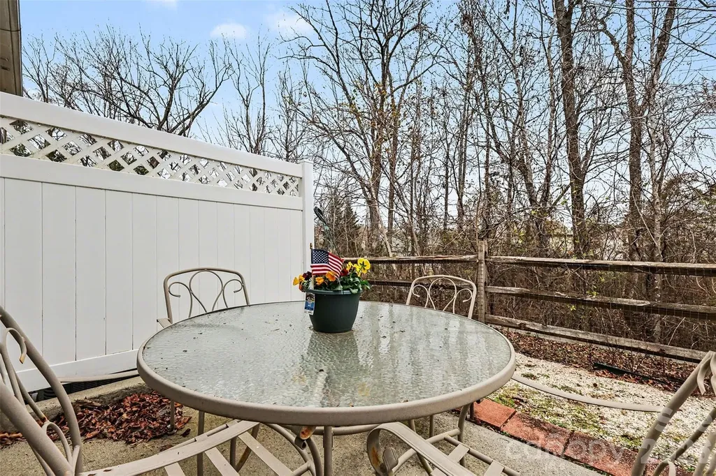 14262 Tamarack Drive Charlotte NC 28273