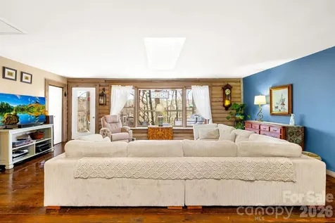 294 Carroll Cove Clover SC 29710