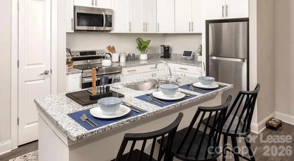 8424 N Tryon Street Charlotte NC 28262