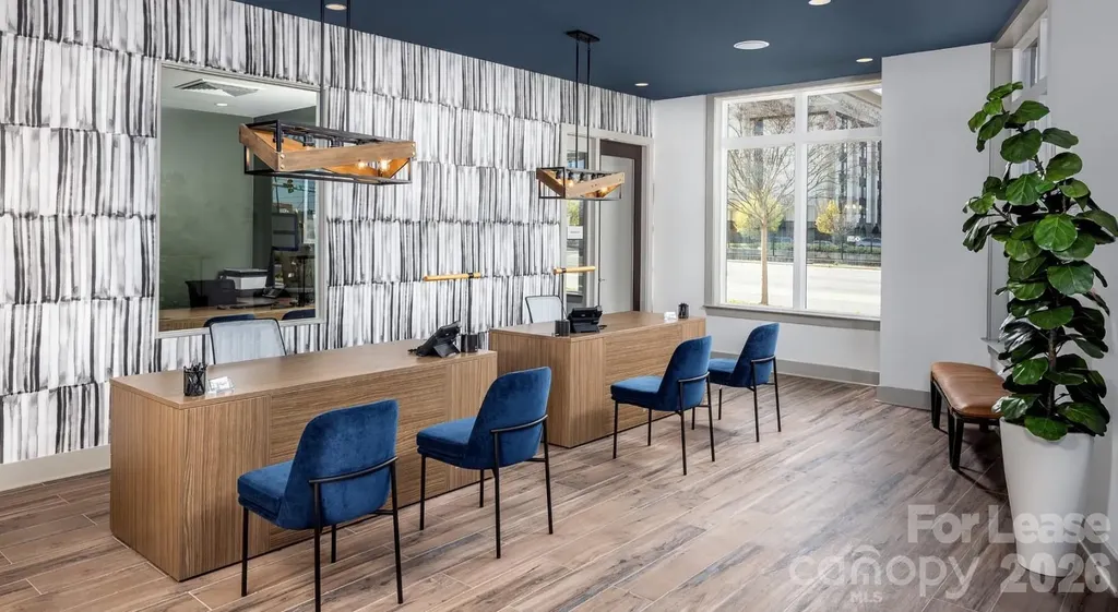 8424 N Tryon Street Charlotte NC 28262