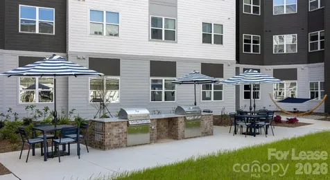 8424 N Tryon Street Charlotte NC 28262