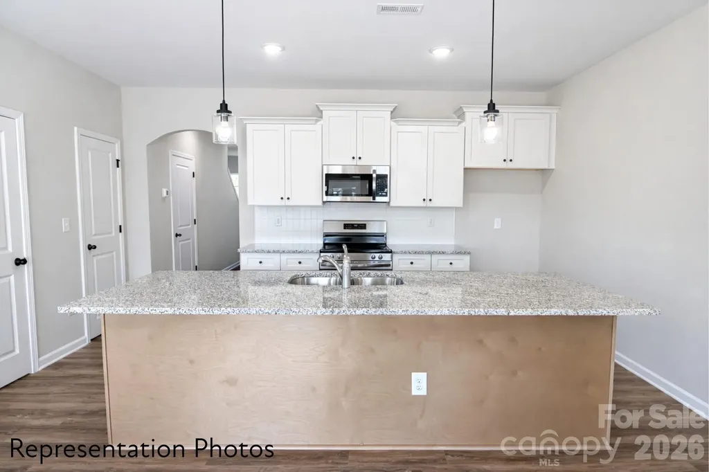 3114 Aberleaf Lane Charlotte NC 28227