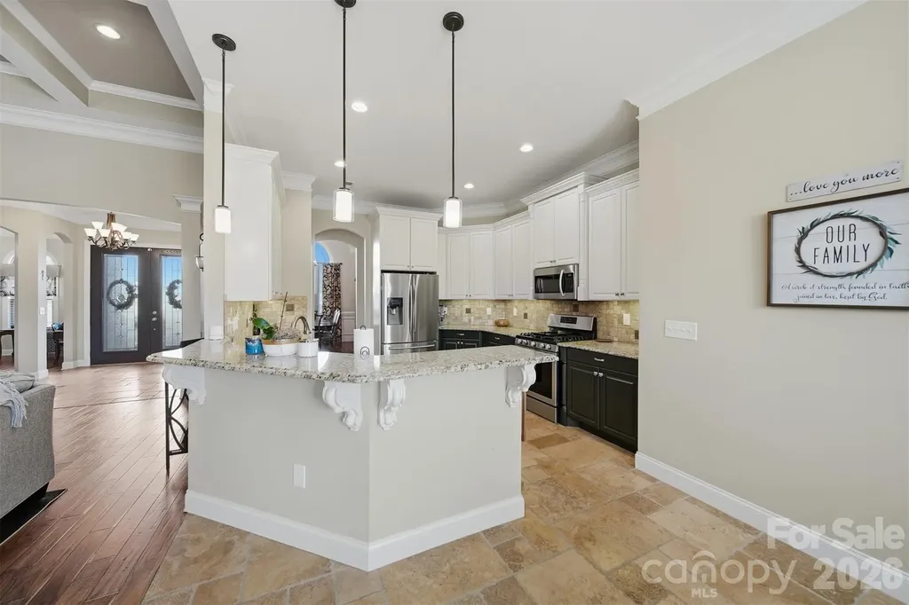 1743 Whitewater Court Hickory NC 28602